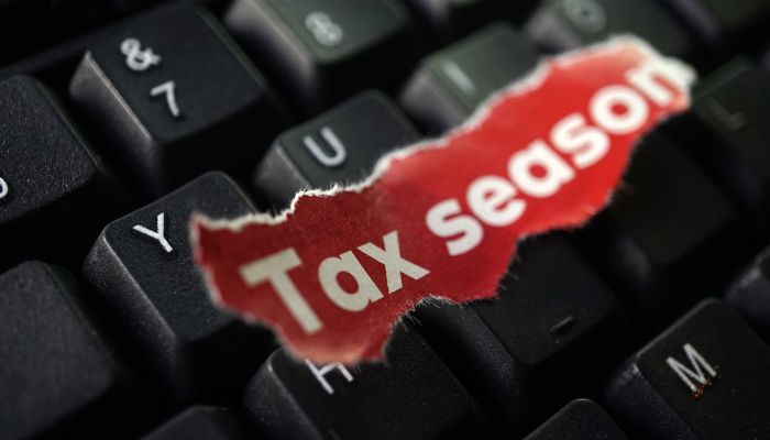 tax-season-2023-investors-eofy.jpg