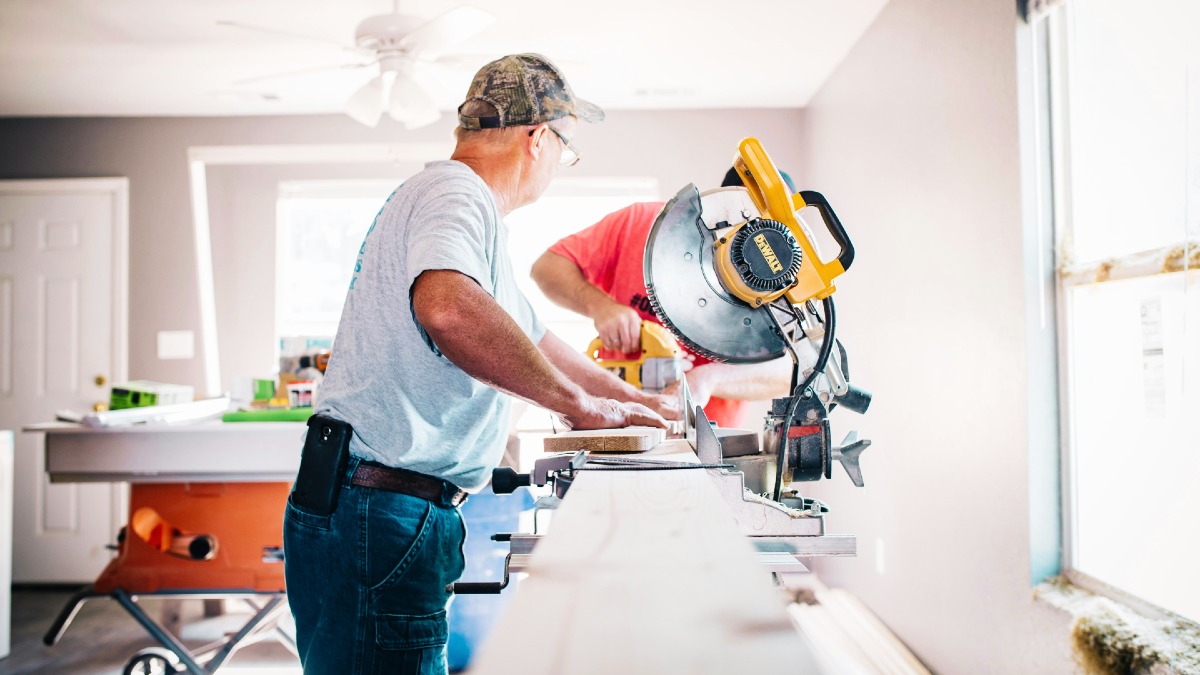 men-doing-construction-work.jpg