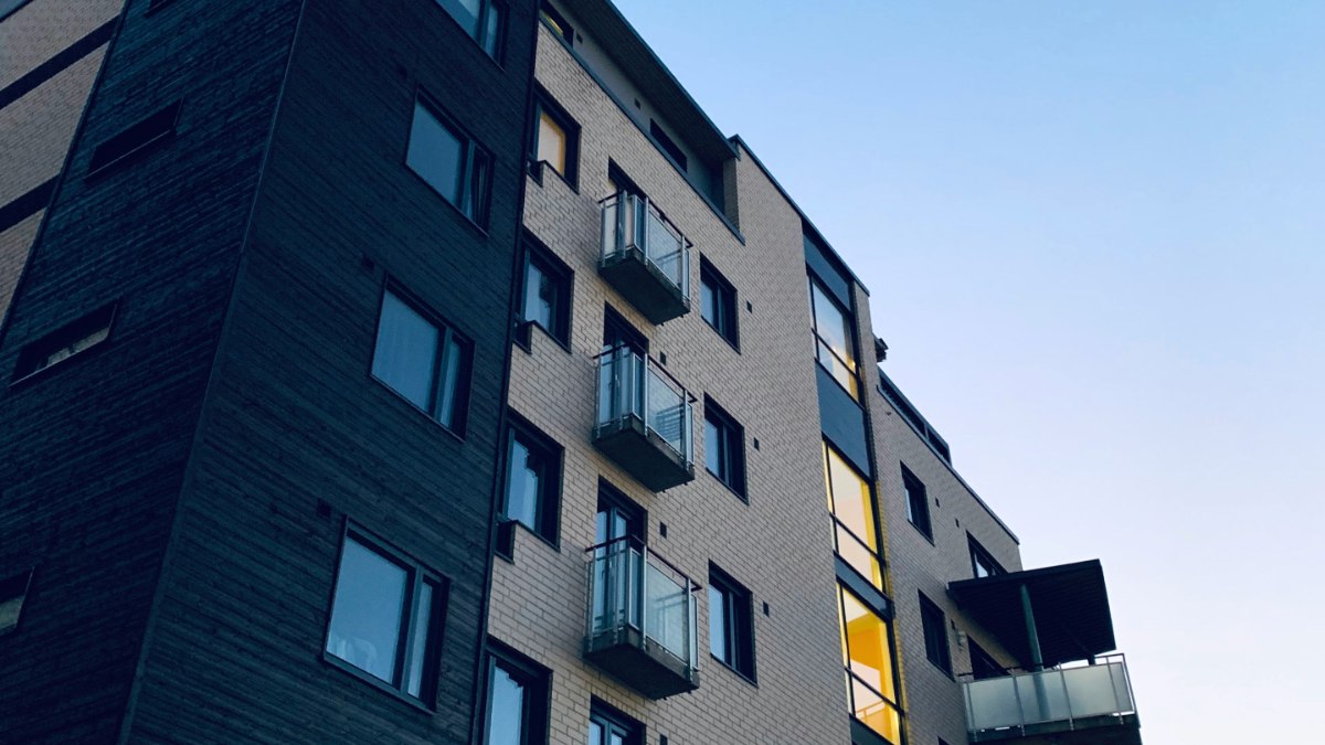 apartment-building-unsplash.jpg
