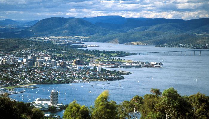 Tasmania-suburbs-to-watch-2023.jpg